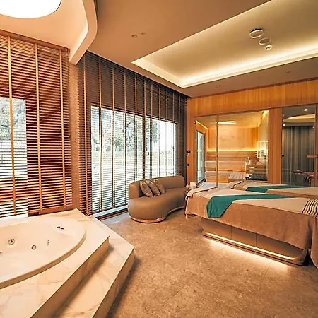 Rixos Park Hotel 5*
